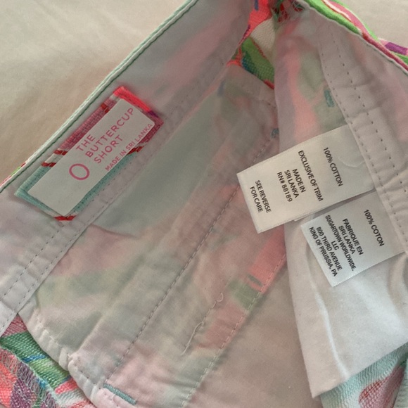 Lilly Pulitzer Buttercup Short Size 0 - Picture 3 of 4